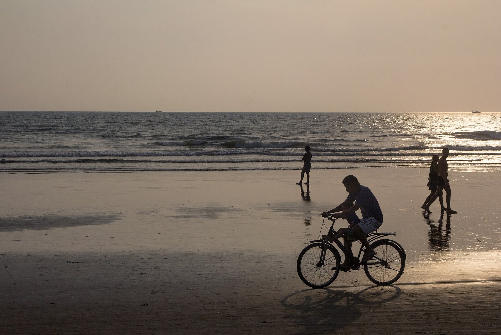 A broad view of Arambol beach and its shoreline
